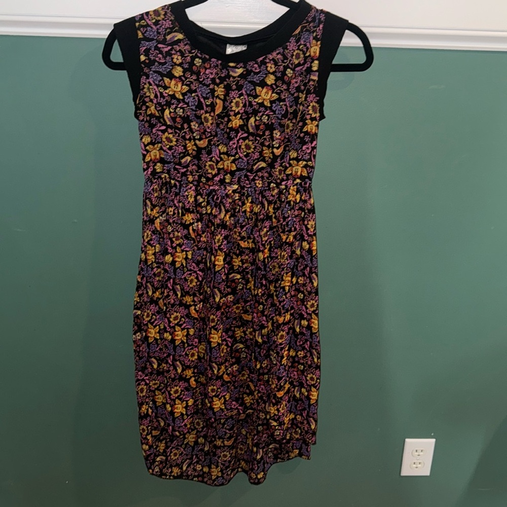 Disney Signed Girls Dress XL Black Floral Bird Pleated Sleeveless‎ Hi-lo hem